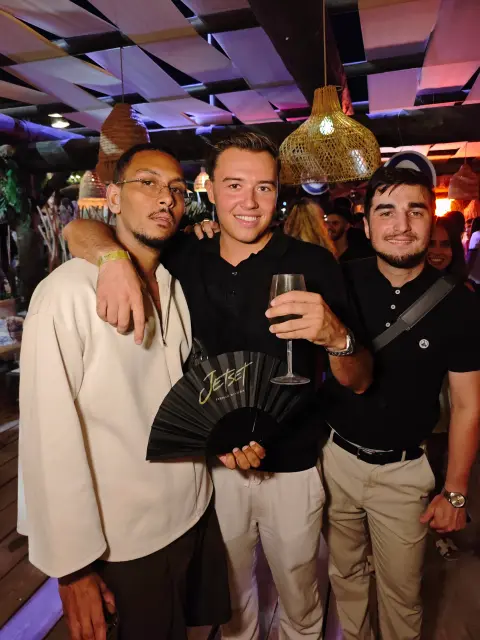 Photos de JETSET • BEACH CLUB ST LAURENT DU VAR (7)